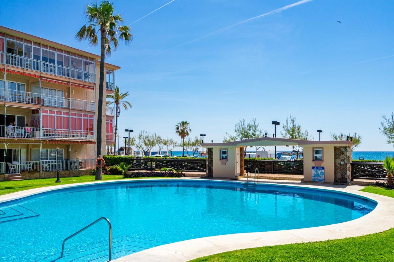 Beachfront Seaview Apartment In Los Boliches By Costarentals - Ref 141 Fuengirola Extérieur photo