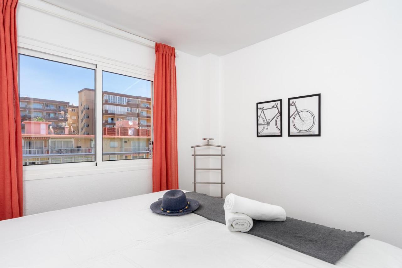 Beachfront Seaview Apartment In Los Boliches By Costarentals - Ref 141 Fuengirola Extérieur photo